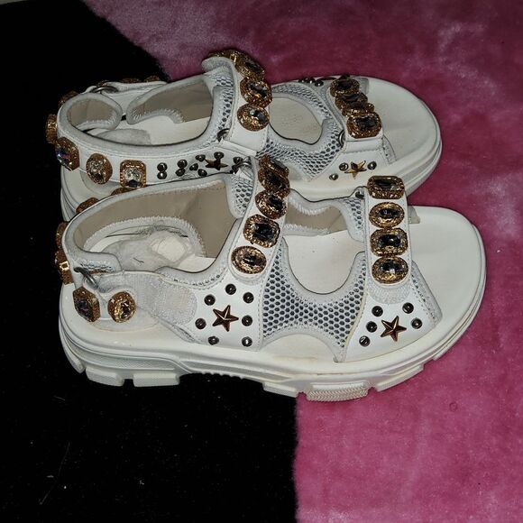 GUCCI Aguru Crystal Leather Sandals - Picture 3 of 5